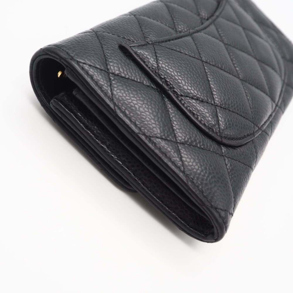 CHANEL Black Caviar Leather Wallet - Picture 4 of 14
